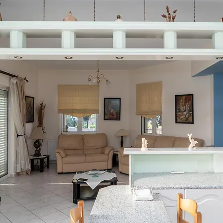 Large Cozy House Near The Sea Apartment Kolymbari