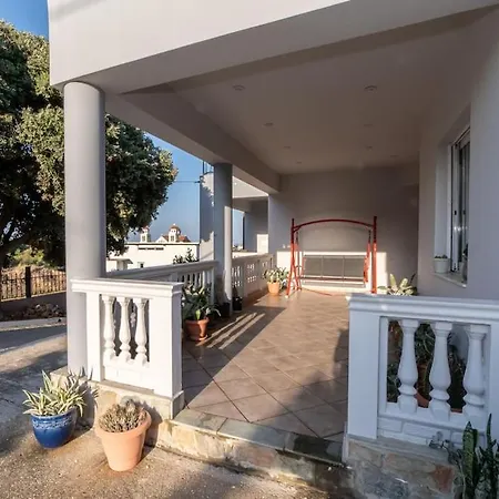 Large Cozy House Near The Sea Apartment *